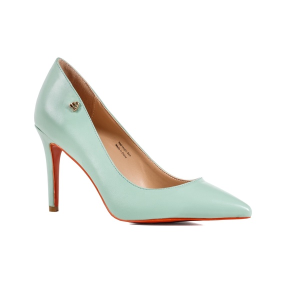 New mint green pumps - Picture 3 of 4